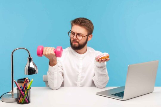 Lavoro sedentario? Fare palestra non basta
